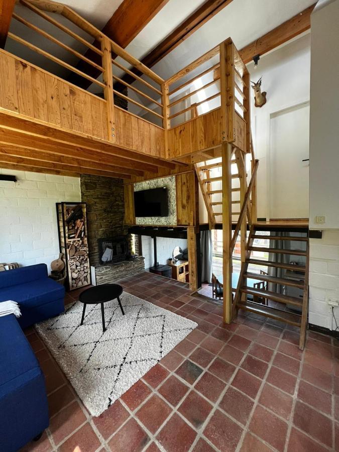 La Cabane D'Helie - Cottage En Pleine Foret - Domaine Du Bonsoy Hastiere-par-dela Екстер'єр фото
